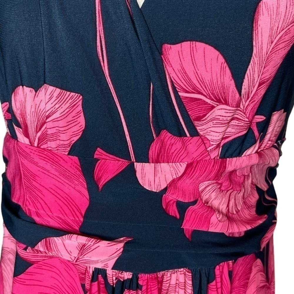 Tommy Hilfiger Women's Jersey Empire Dress, tropical floral v-neckline size 8 - Picture 7 of 14